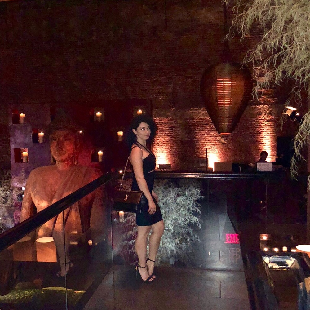 Meet your Posher, Nayara